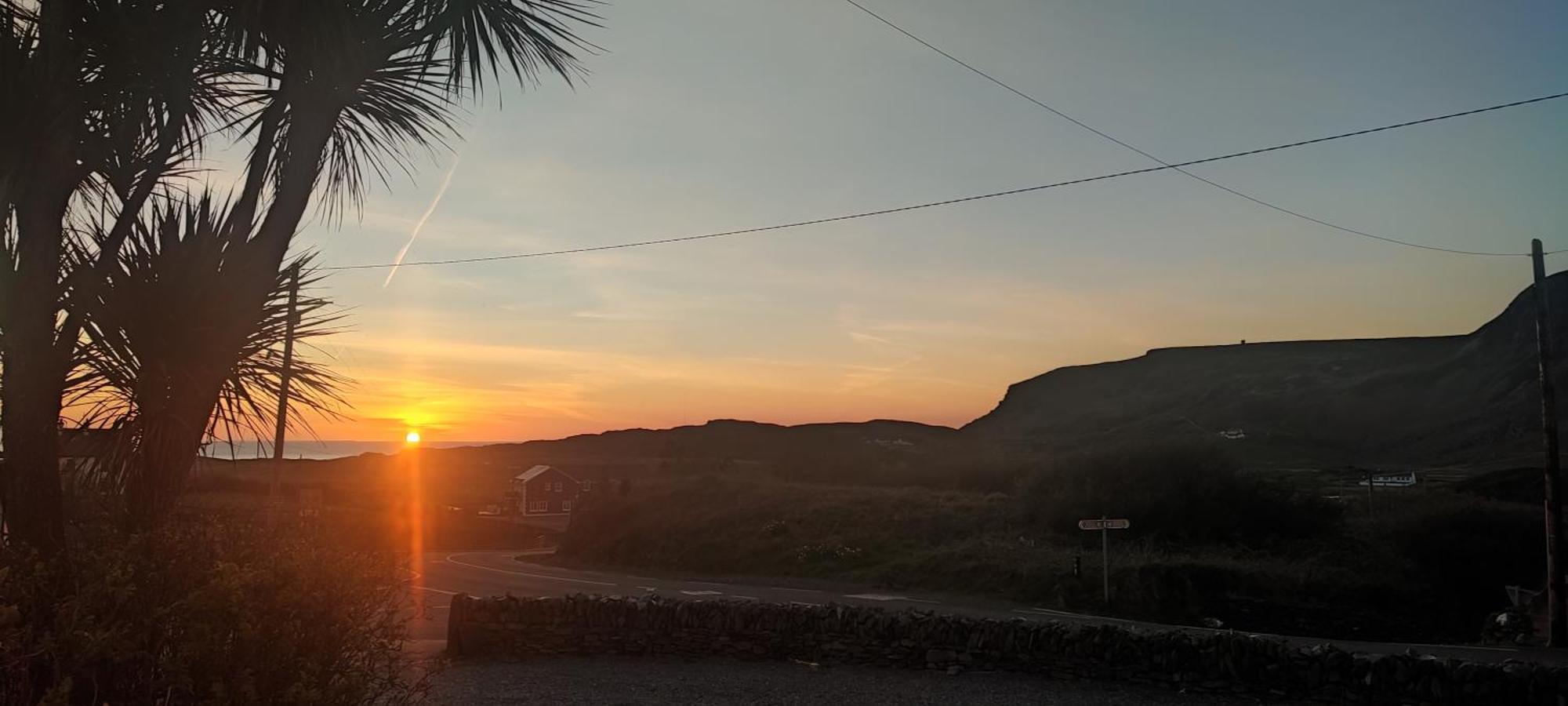 John Eoinin'S Bar And Accommodation Glencolumbkille Exterior foto