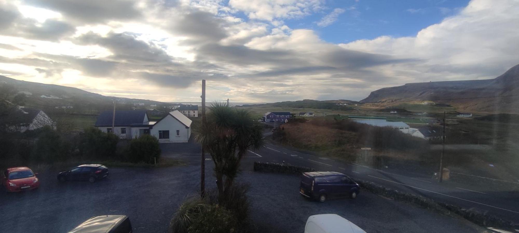 John Eoinin'S Bar And Accommodation Glencolumbkille Exterior foto